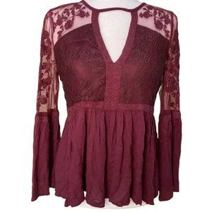 🍒 - 2 FOR $15! AMERICAN EAGLE OUTFITTERS Lace Top Blouse Cut Outs - Small